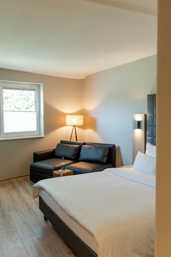 Hotel Circle Inn Ramstein-Miesenbach Esterno foto